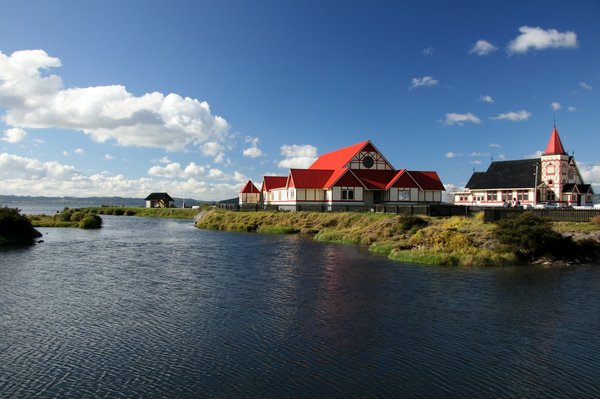 Comment découvrir les traditions de la culture Maori en Nouvelle-Zélande : visites et échanges culturels ?